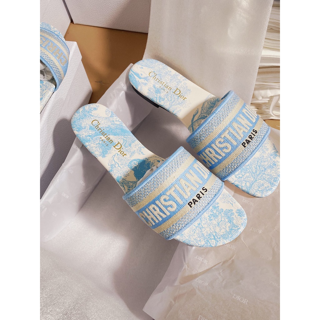 Dway Phụ Nữ Trượt Phẳng Không Hộp