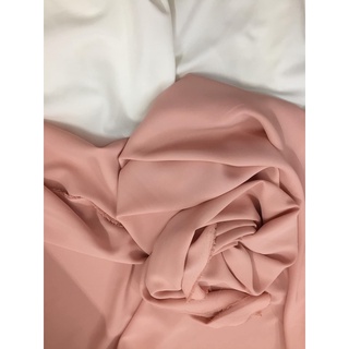 Vải lụa trượt màu hồng đỗ may váy áo xinh