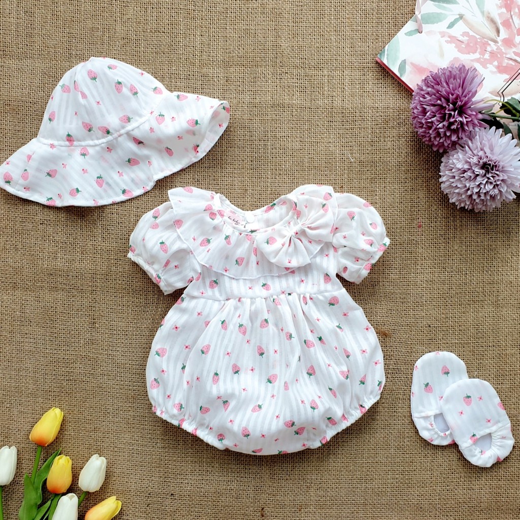 Váy đầm body bé gái họa tiết trái dâu ngọt ngào, êm dịu cho bé tặng kèm nón và vớ xinh xắn v55