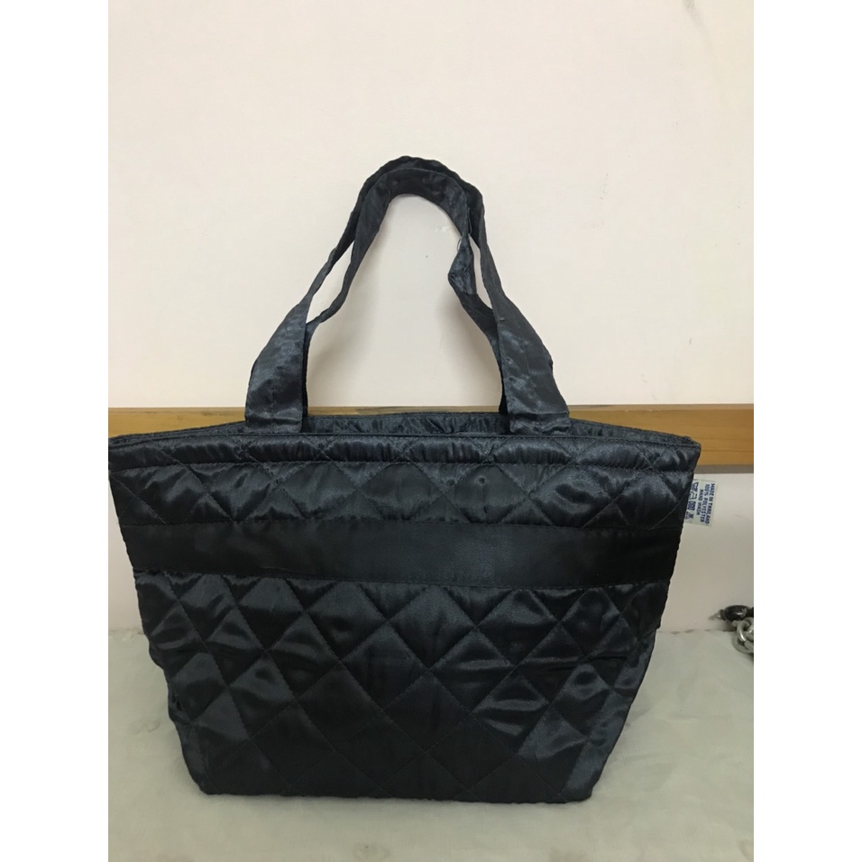 Túi cầm tay hiệu Thái Lan