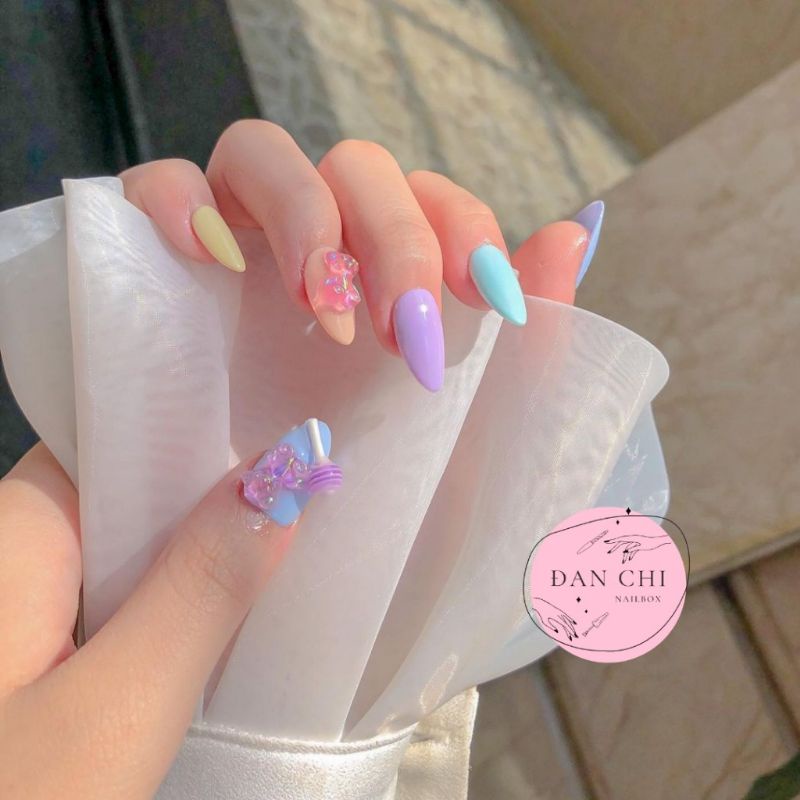 NailBox móng úp thiết kế sẵn Mẫu Mix Màu Charm Gấu