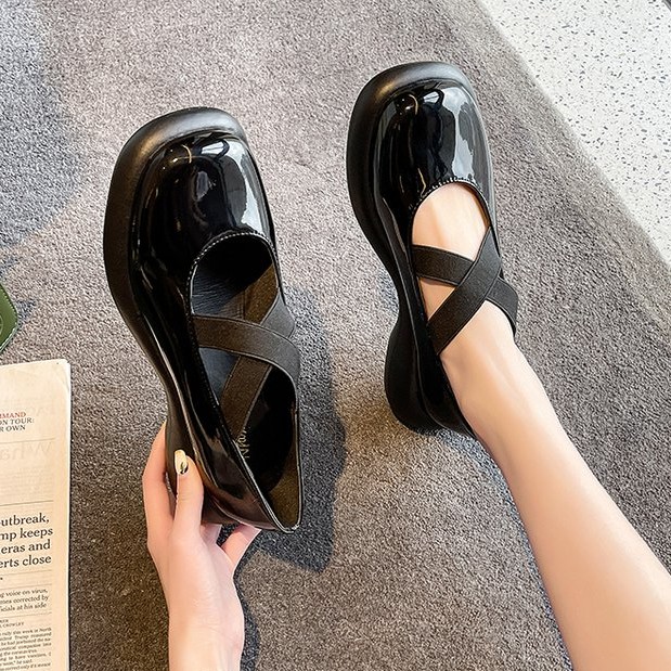 [ Mã 66CBSALE giảm 30K đơn 200K] Giày Thể Thao Nữ Đế Dày Thời Trang Năng Động | BigBuy360 - bigbuy360.vn