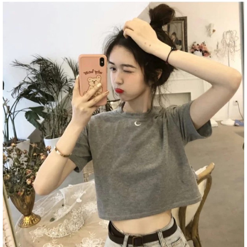 Áo crt trăng nhỏ in ngực TTU544