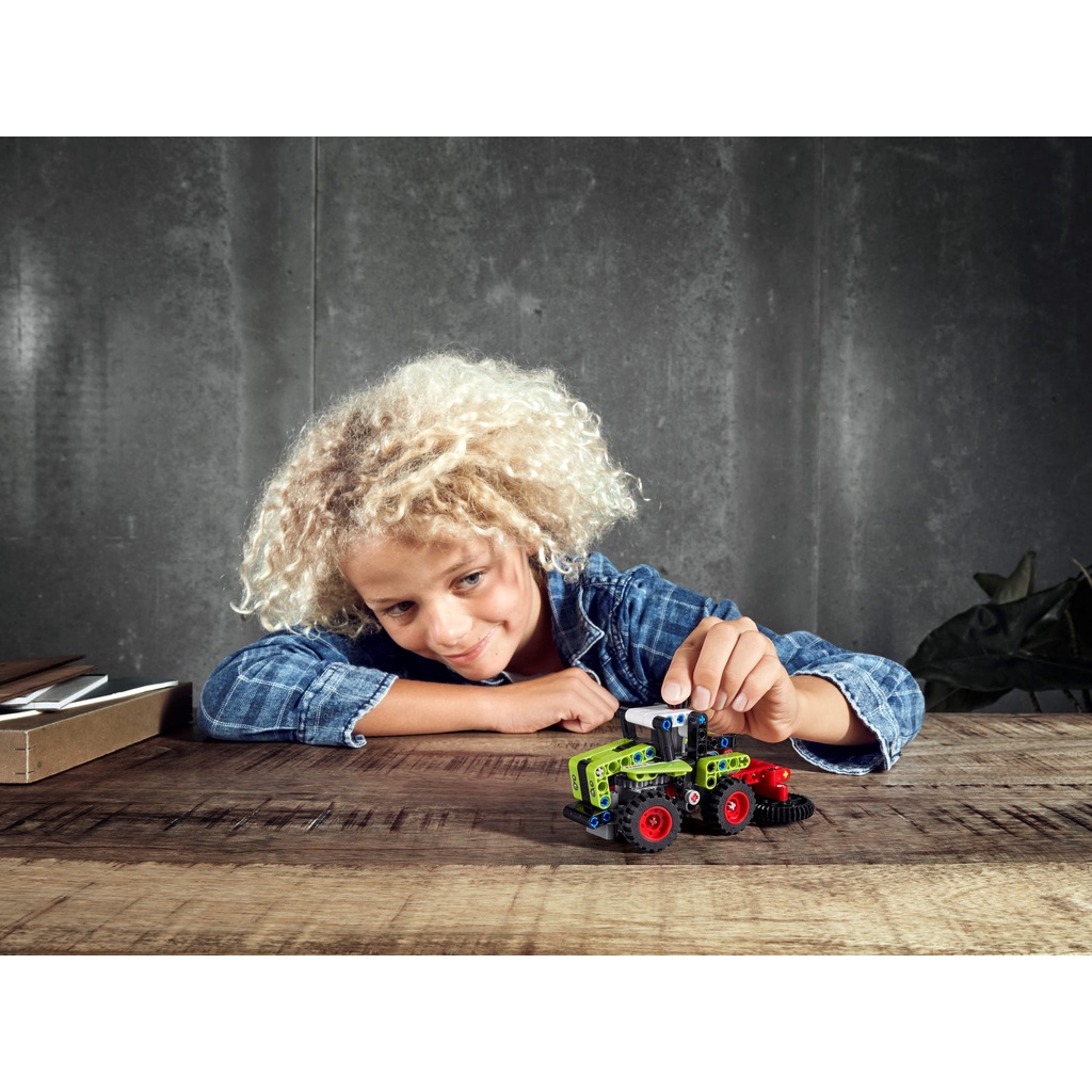 LEGO Technic 42102 Xe Đầu Máy Kéo Mini CLAAS XERION