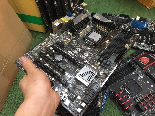 Z77 extreme 4, z77x- d3h, z77 pro 4, p8p67 Main trung cuối 1155