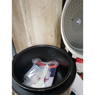 Nồi Cơm Điện Saiko RC-1821T (1.8L)
