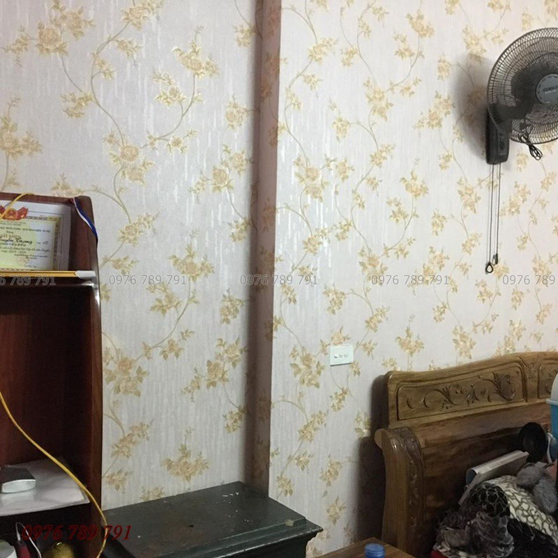 Giấy Dán Tường 3D Phòng Ngủ Hoa Hồng Leo  Phong Cách Vintage Cao Cấp Lụa Không Keo Khổ 10m x 53cm