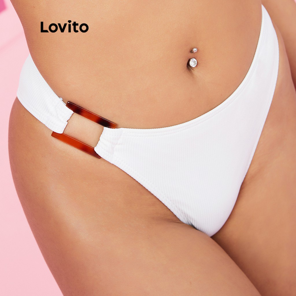 Set bikini Lovito trễ vai kiểu dáng không đối xứng màu trơn sexy L16X215 (màu trắng)