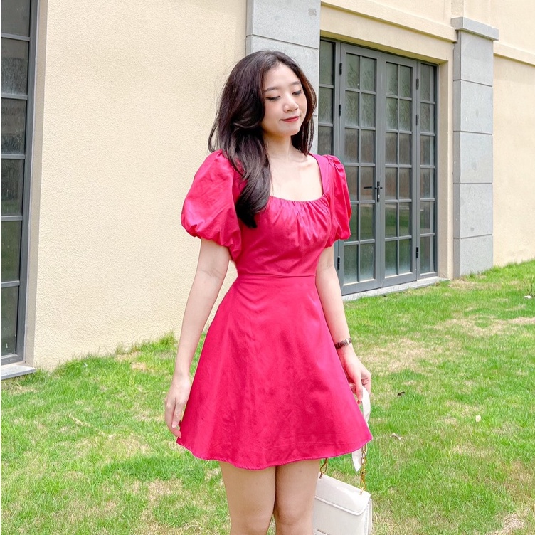 Đầm MERIKA - Đầm cổ vuông tay bồng cut out eo