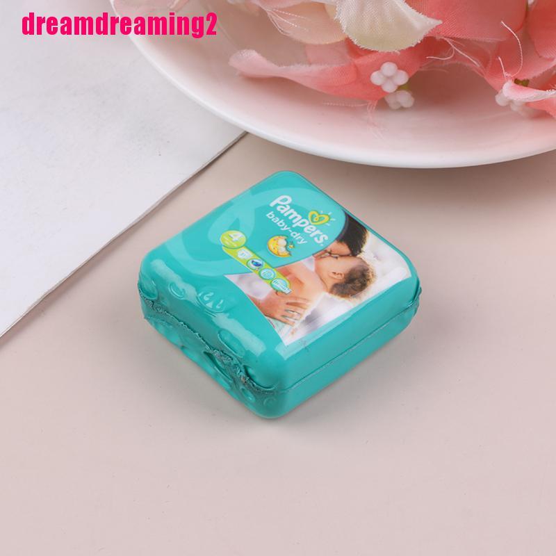 Tã Lót Đồ Chơi Cho Nhà Búp Bê