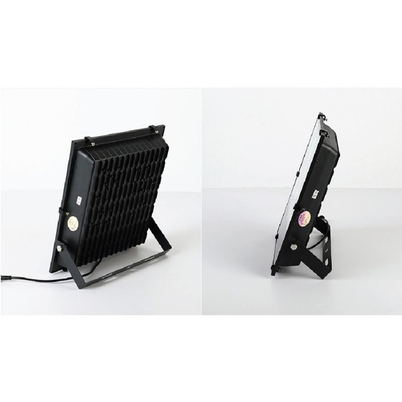 Đèn pha led năng lượng mặt trời 200w 4 khoang siêu sáng