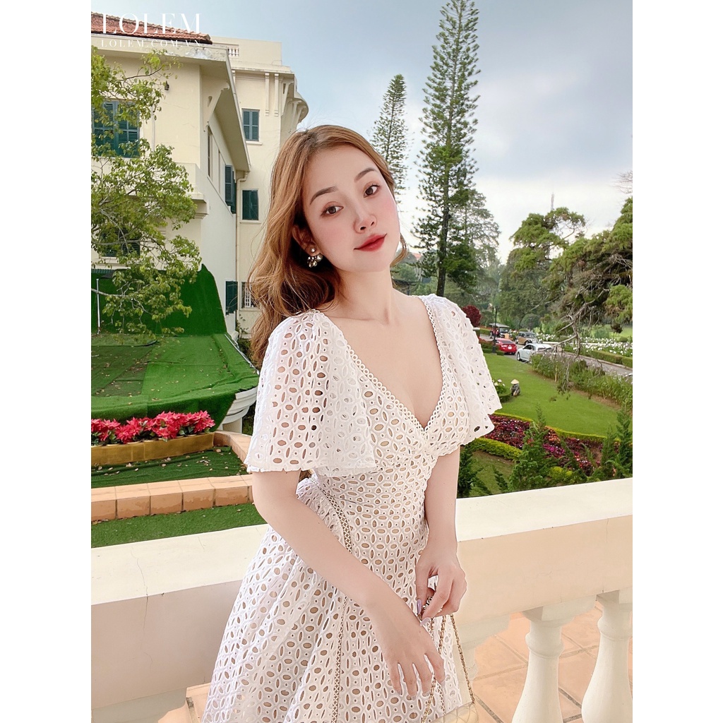 Đầm xòe ren thêu lỗ thiết kế cổ V phối dây ren LOLEM DX306