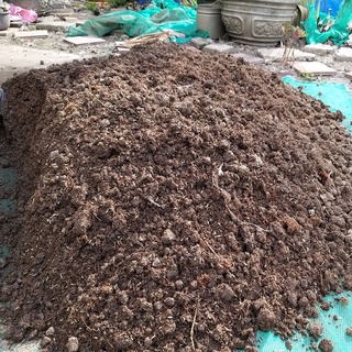 1,5 Kg Đất Phù Sa Trồng Cây Siêu Dưỡng - sử dụng cho mọi loại cây trồng
