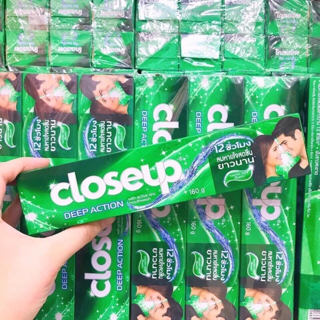 KEM ĐÁNH RĂNG CLOSEUP THÁI LAN