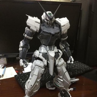 MÔ HÌNH GUNDAM PG ASTRAY GHOST NILSON