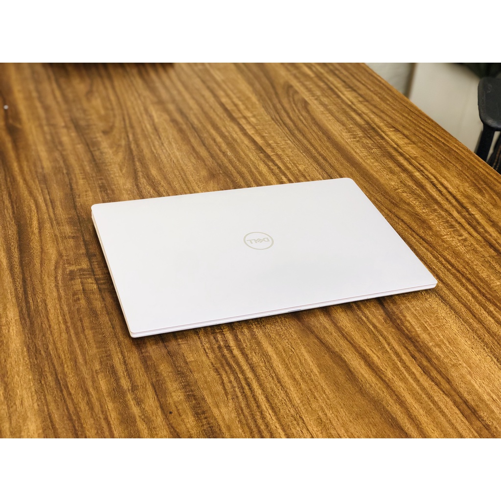 Laptop Dell XPS 13 9380 i7-8565U | Ram 16GB | SSD 512GB | 13.3" FHD IPS | Like New