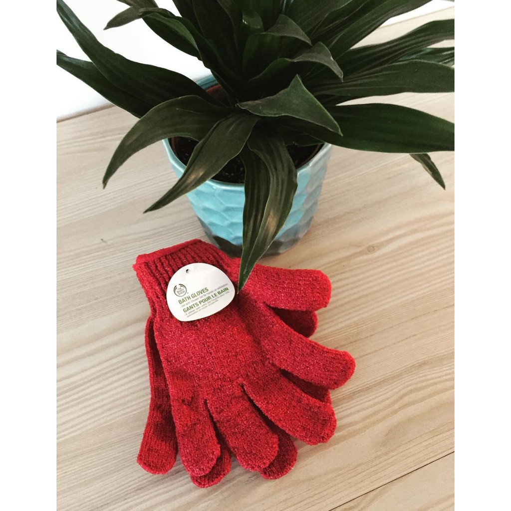 Găng tay tắm, tẩy da chết giúp da sáng mịn The Body Shop Exfoliating Bath Gloves