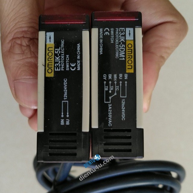 Cảm Biến Quang Omron E3JK-5DM1 E3JK-5L 12-24VDC 220VAC