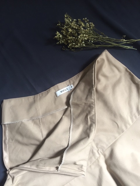 Set Váy kaki xoè tầng áo tay nơ