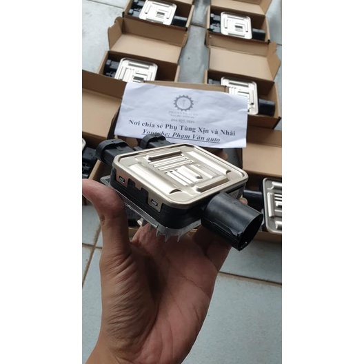 Trở quạt két nước Ford Transit CHÍNH HÃNG, Điều khiển quạt làm mát giàn nóng Transit Phạm Văn Auto