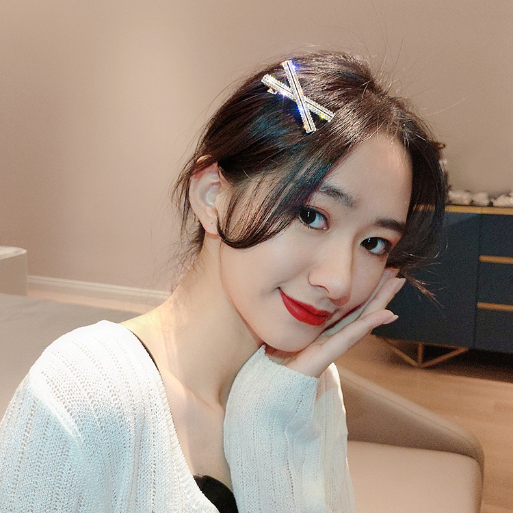 Kẹp Tóc Hình Hoa Đính Đá Lấp Lánh Phong Cách Hàn Quốc Xinh Xắn