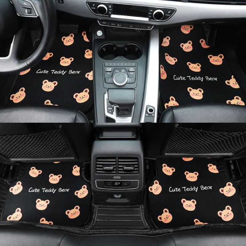 Thảm Lót Bảo Vệ Bàn Đạp Xe Hơi Họa Tiết Hoạt Hình Dễ Thương