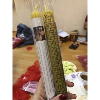 Đèn cầy vàng