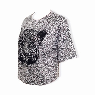 Áo croptop da beo in hình con Beo