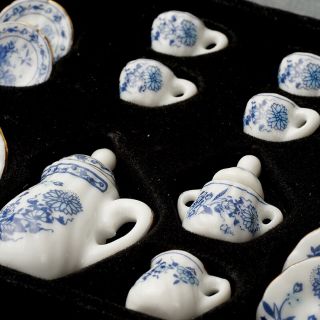 Bộ ấm trà mini dùng trang trí