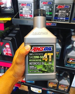 Nhớt Amsoil 4T  20W50 Mc5 - 100% Synthetic