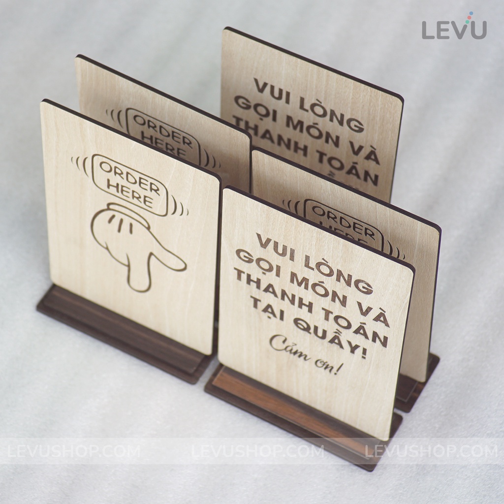 Bảng gỗ để bàn Order here 2 mặt vui lòng gọi món tại quầy khắc laser có chân đế LEVU-BG20