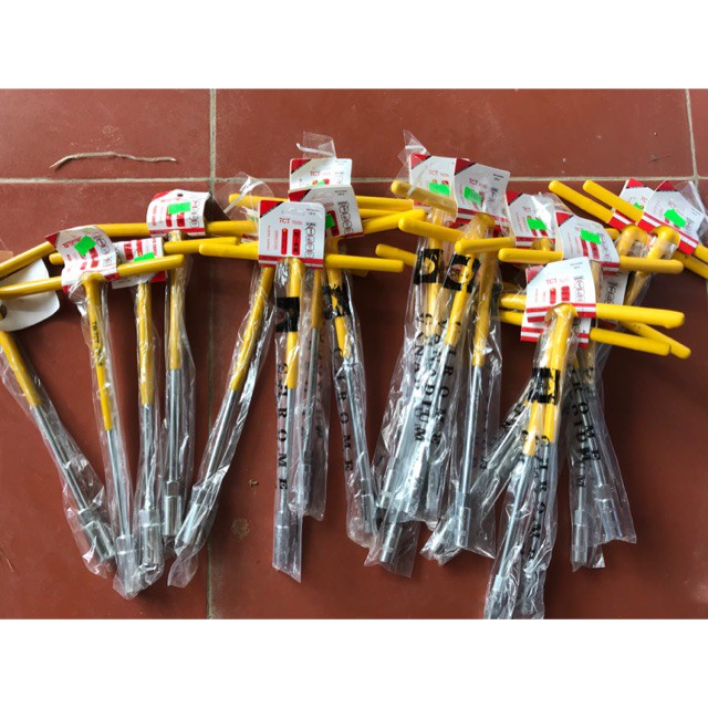 Tay vặn chữ Tê các cỡ tuýp chữ Tê