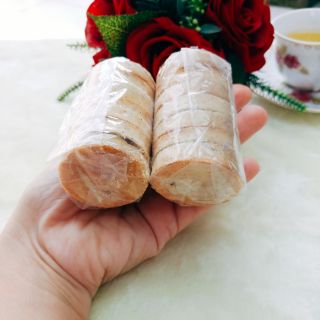 Bánh đậu xanh nhân mặn đặc sản của Hội An _ Quảng Nam. Nó làm cho ta nhớ hương vị của quê hương khi Tết ne