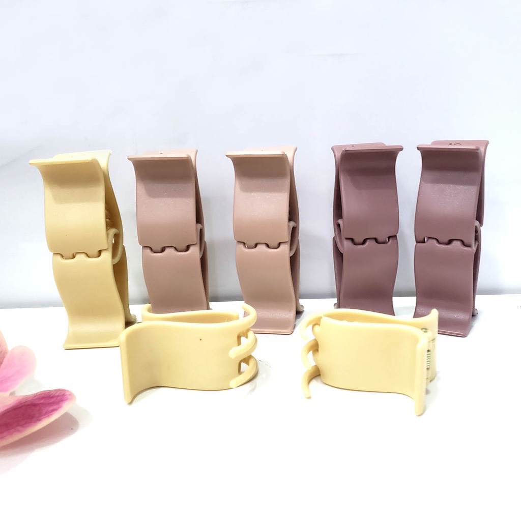 1 cái kẹp càng cua 5 răng 3 màu nhám 012 ( Mã xịn )