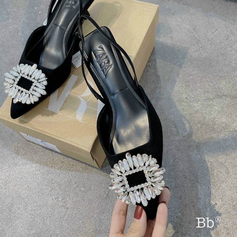 Sandal bịt mũi Zara