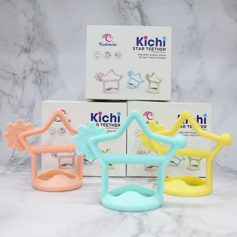 Gặm Nướu silicone mềm ngôi sao Kichilachi - xỏ đeo tay chống rơi cho Bé