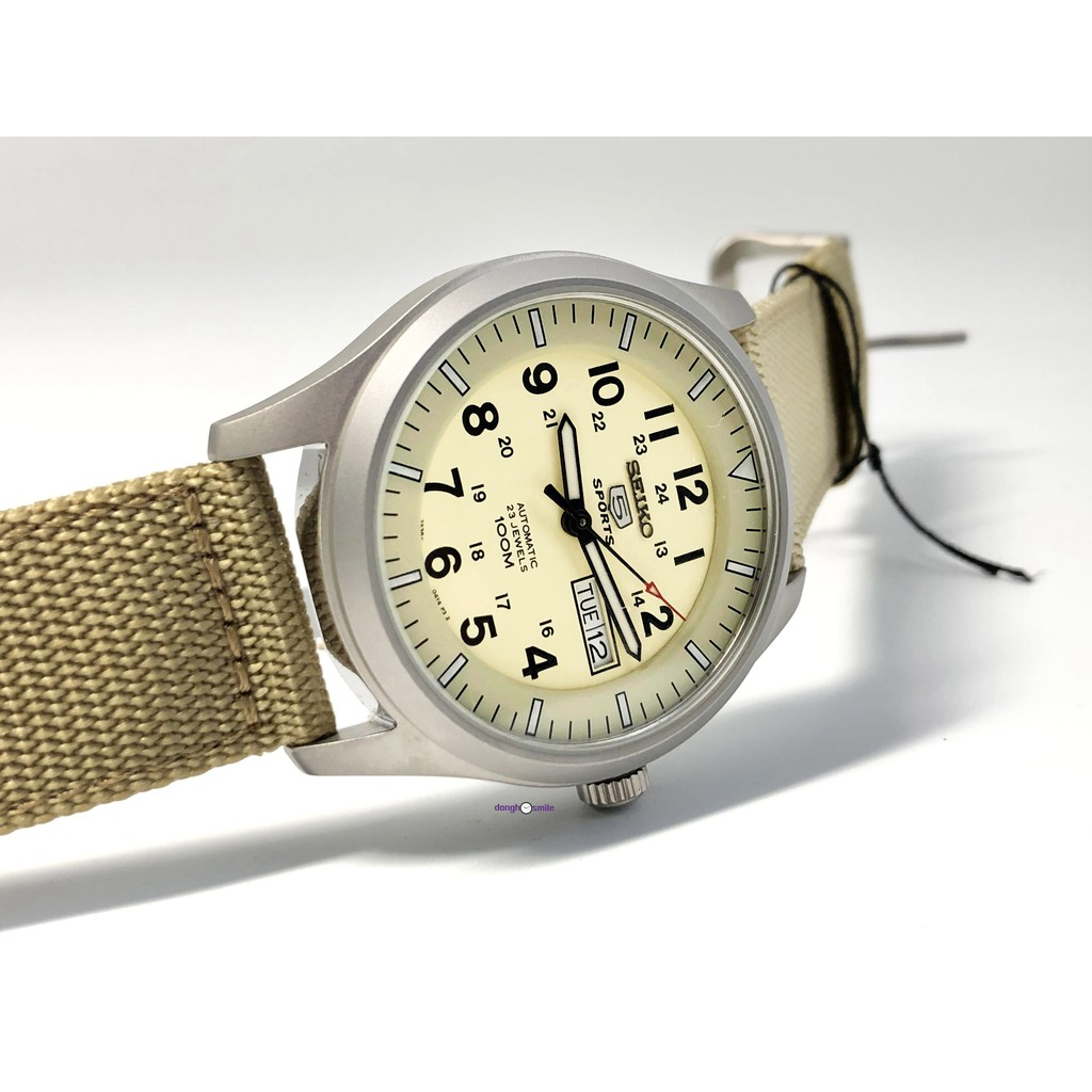 Đồng hồ nam Seiko 5 quân đội size 42mm màu vàng cát SNZG07K1