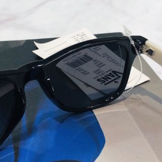 Kính Vans xịn