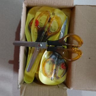 Sỉ hộp 24 kéo học sinh ( mã 121)