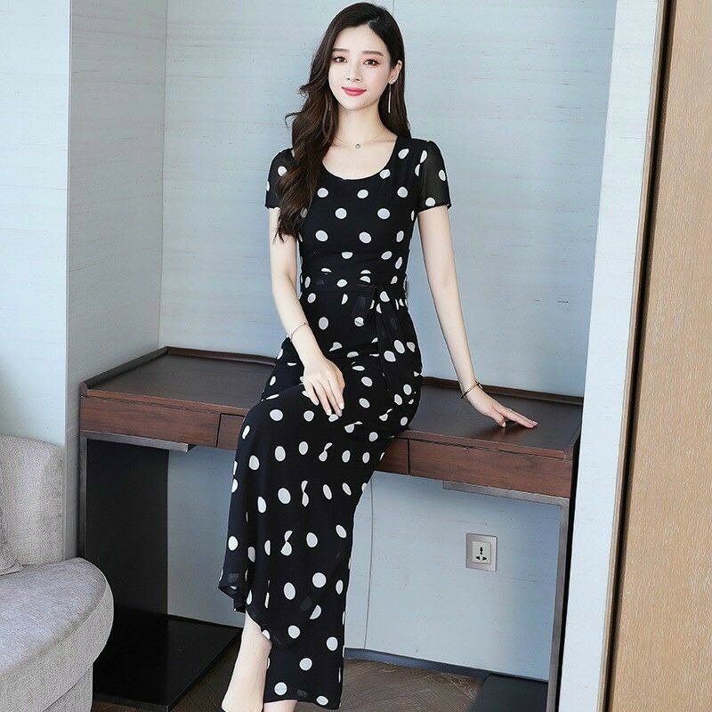 Jumpsuit dài chấm bi lụa mịn mát, bộ jum cổ tròn thắt eo - DTH