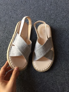 Sandal quai chéo đế cói