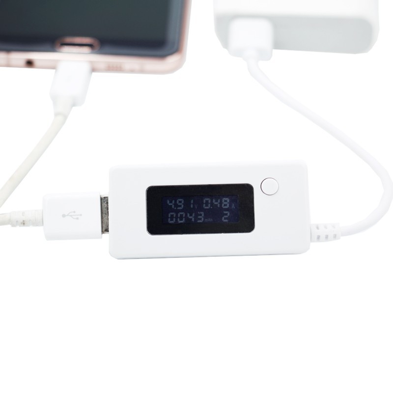 Máy đo dòng điện sạc với thiết kế màn LCD kèm cổng sạc USB tiện dụng