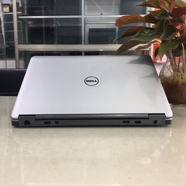 Laptop Dell 7440 i5-4300 ram 8Gb SSD 256Gb