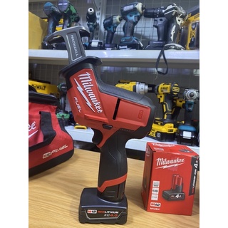 Cưa kiếm milwaukee m12 -2520-20