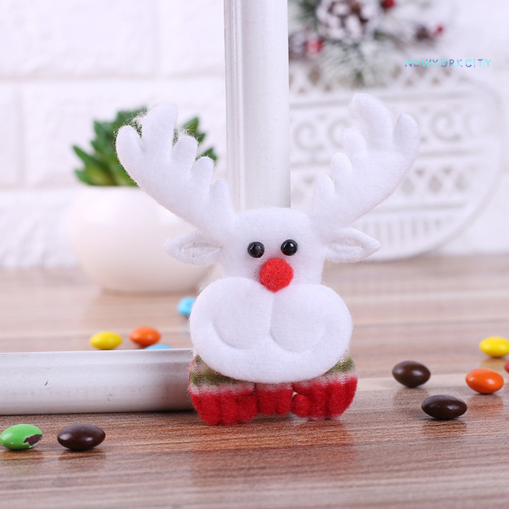 Trâm Cài Áo Hình Ông Già Noel Dễ Thương Có Đèn LED