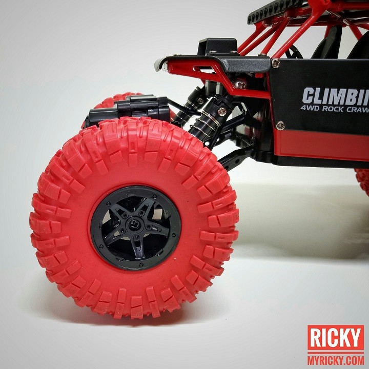 Xe Địa Hình Rock Crawler Lốp Xe Đỏ Thiết Kế Ấn Tượng điều khiển từ xa 1:18