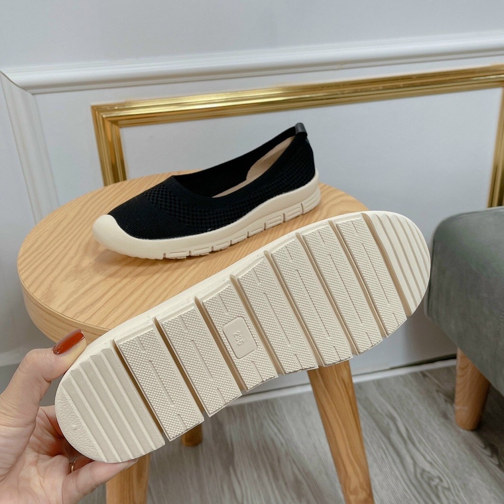 Giày slipon nữ, giày thể thao nữ đế dẻo bẻ gập cực kỳ êm chân GUUEM - GSLIP88