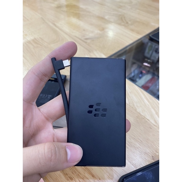 Hộp sạc rời pin blackberry z10