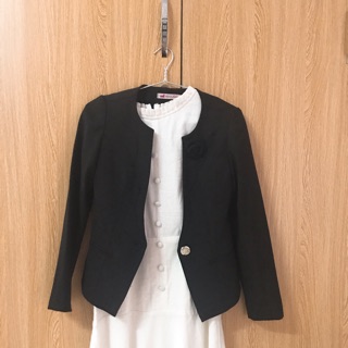 Vêst uni size S xinh xắn đáng yêu