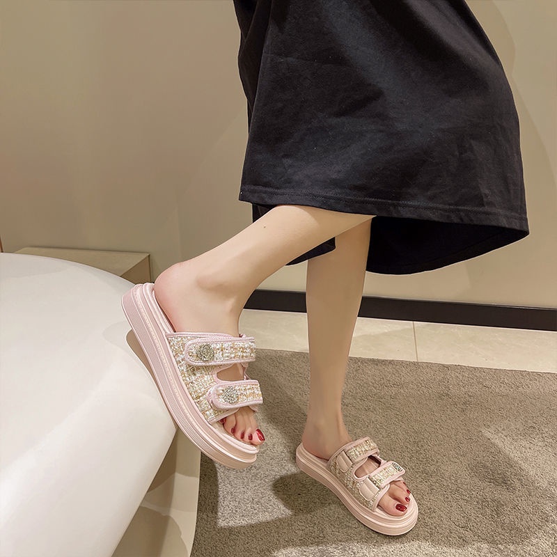 Dép Nữ Đế Dày Thời Trang Cá Tính
